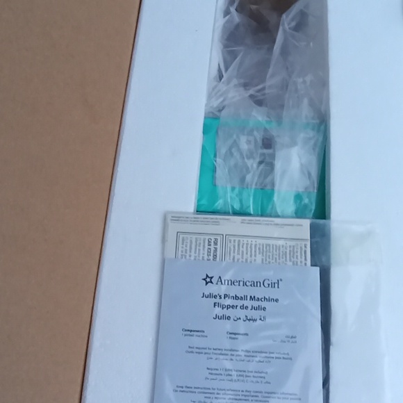 American Girl Julie's Pinball Machine - Picture 6 of 16